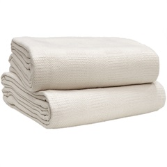 White Towne Square Spread Blanket